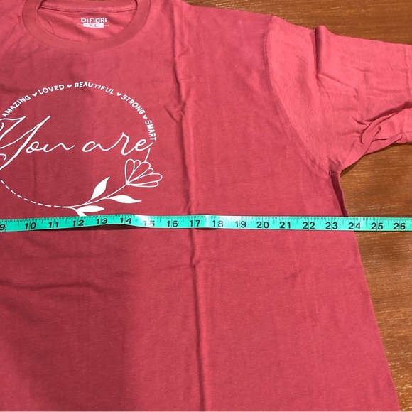 New! Crew neck tshirt - Picture 3 of 7